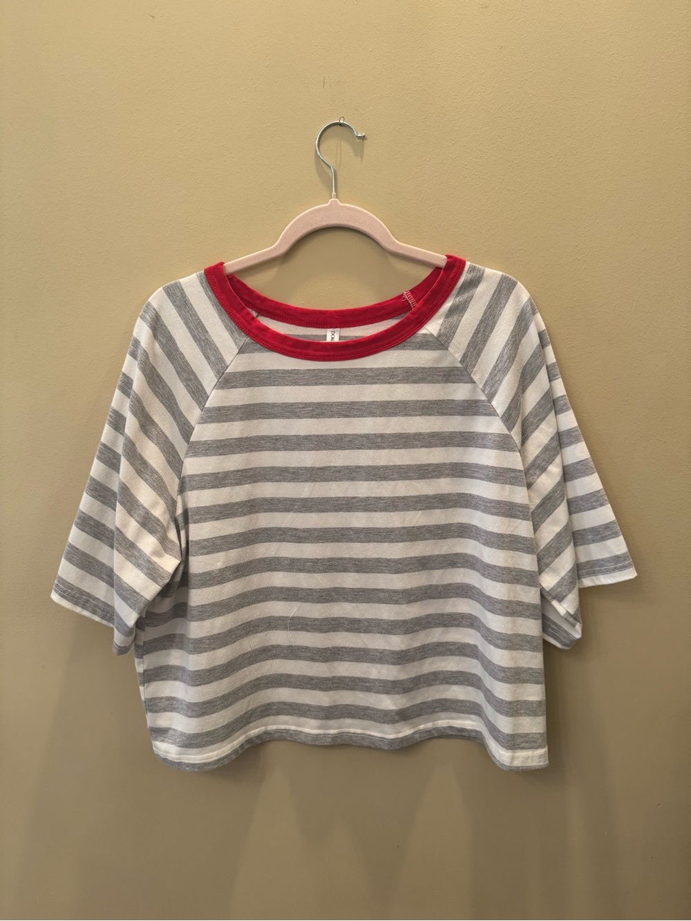 EUB Gray & White Striped Cropped Tee - L